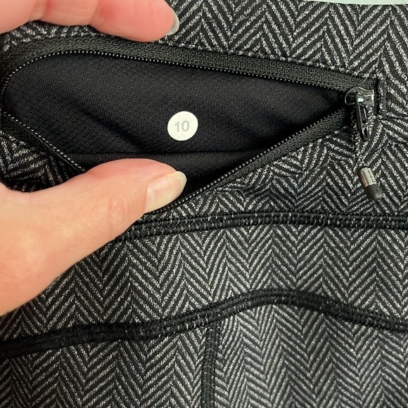 Lululemon Herringbone Speed Crop Pants EUC - Picture 12 of 13